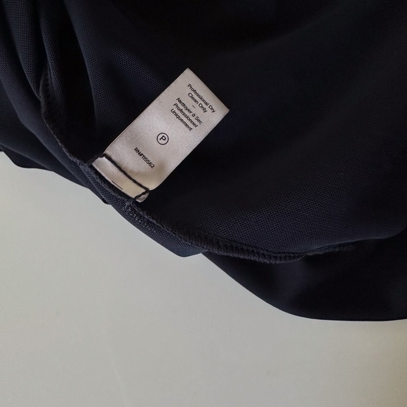 Cinq à Sept Lezlie Midi Dress in Navy - Picture 8 of 15